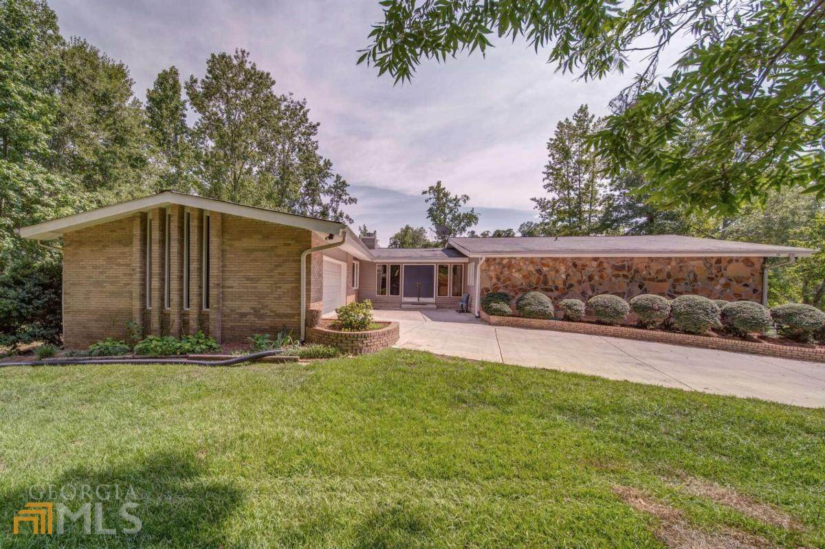 5545 Moon Road - Photo 1