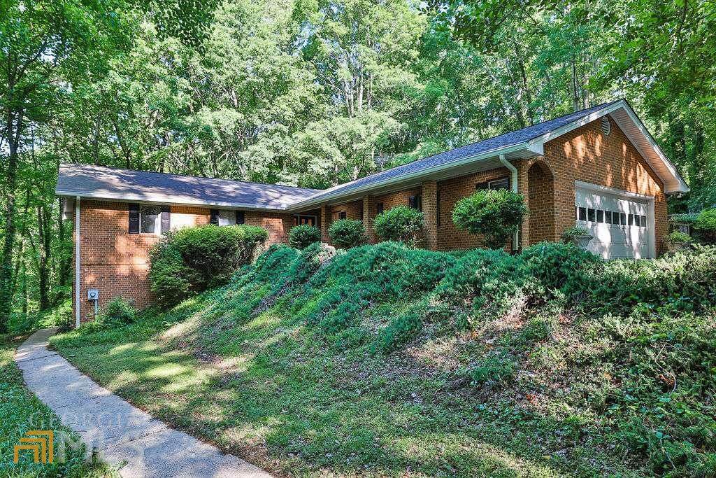 1170 Lake Charles Drive - Photo 1