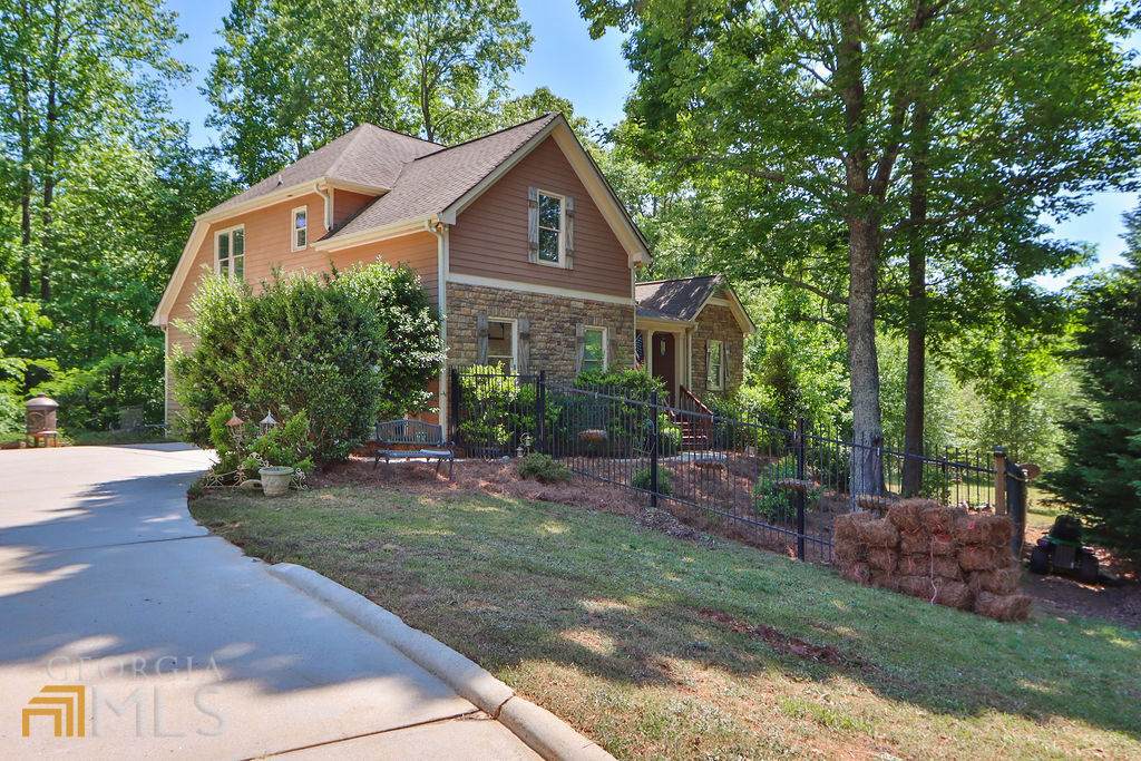 3777 Stone Creek Court - Photo 1
