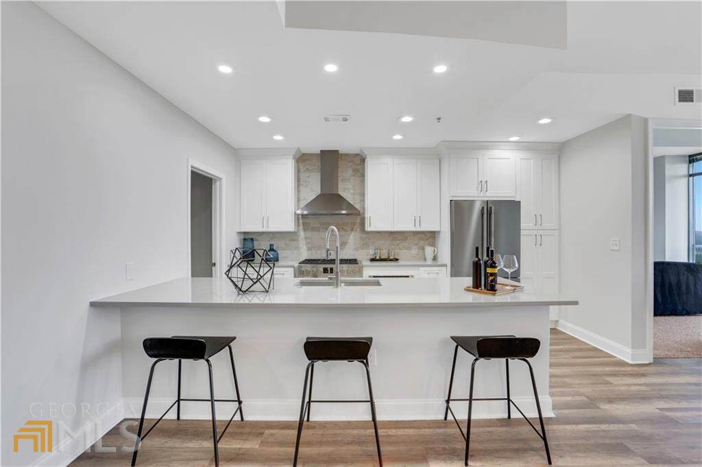 270 17th Street - Photo 1