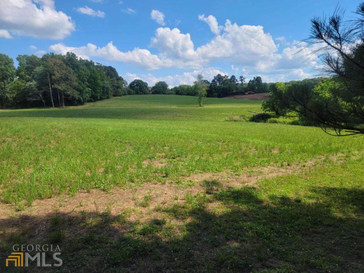 8135 East Cherokee Drive - Photo 1