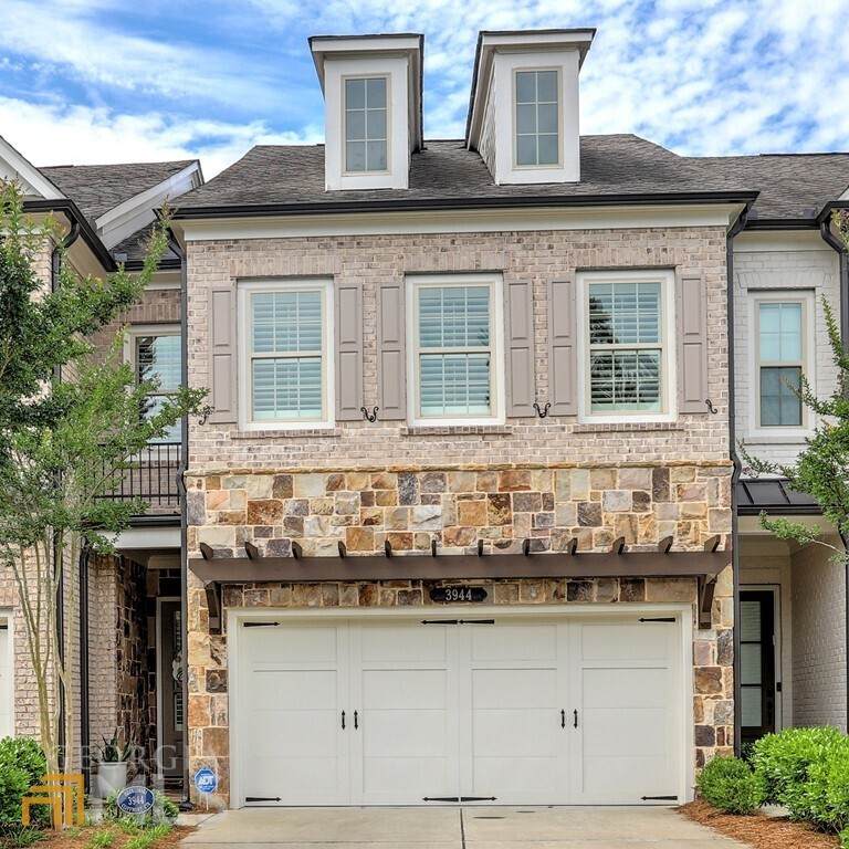 3944 Cliffmont Circle - Photo 1