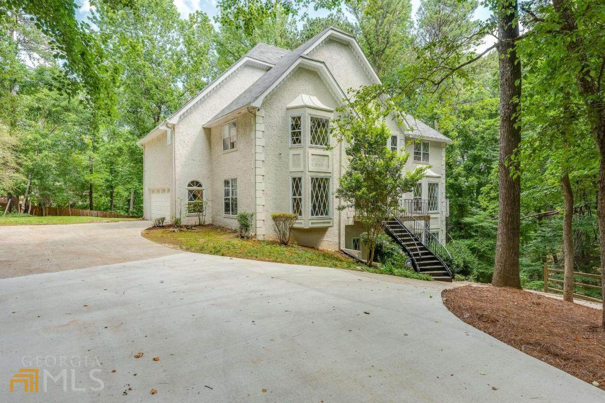 3607 Wildwood Farms Drive - Photo 1