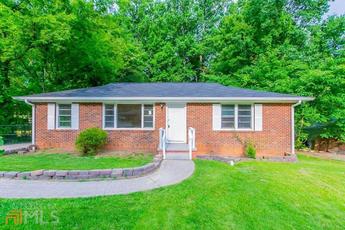 2179 Harold Lane - Photo 1