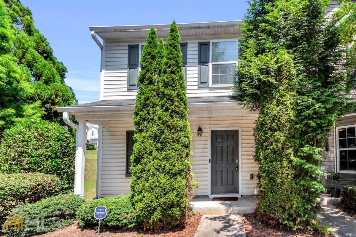 736 Crestwell Circle Sw - Photo 1