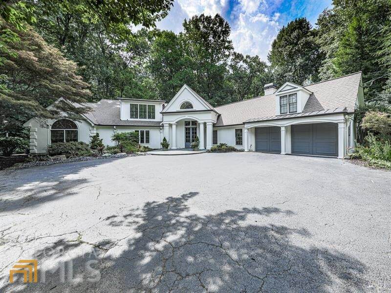3656 Cloudland Drive - Photo 1
