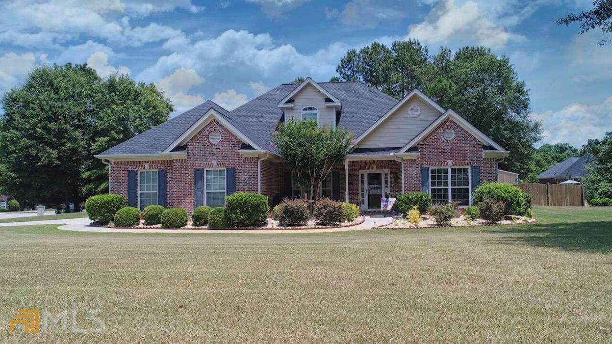 900 Vandiver Court - Photo 1