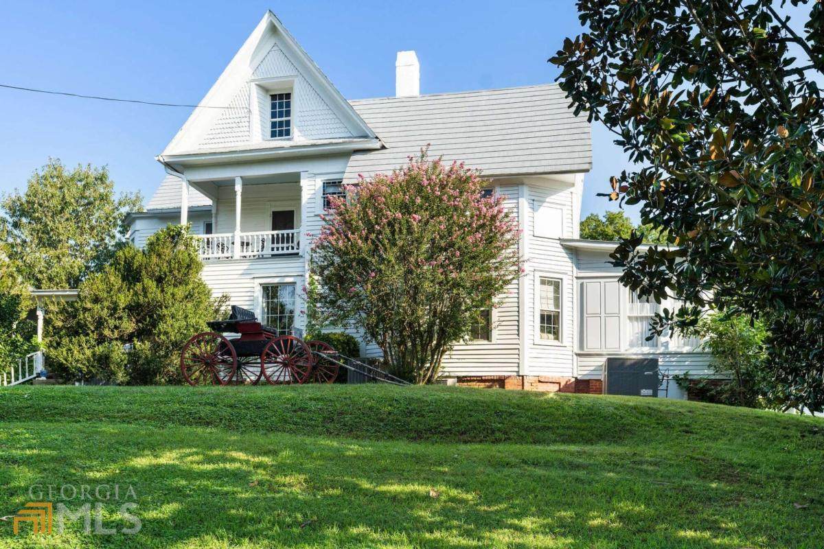 115 Main Street - Photo 1