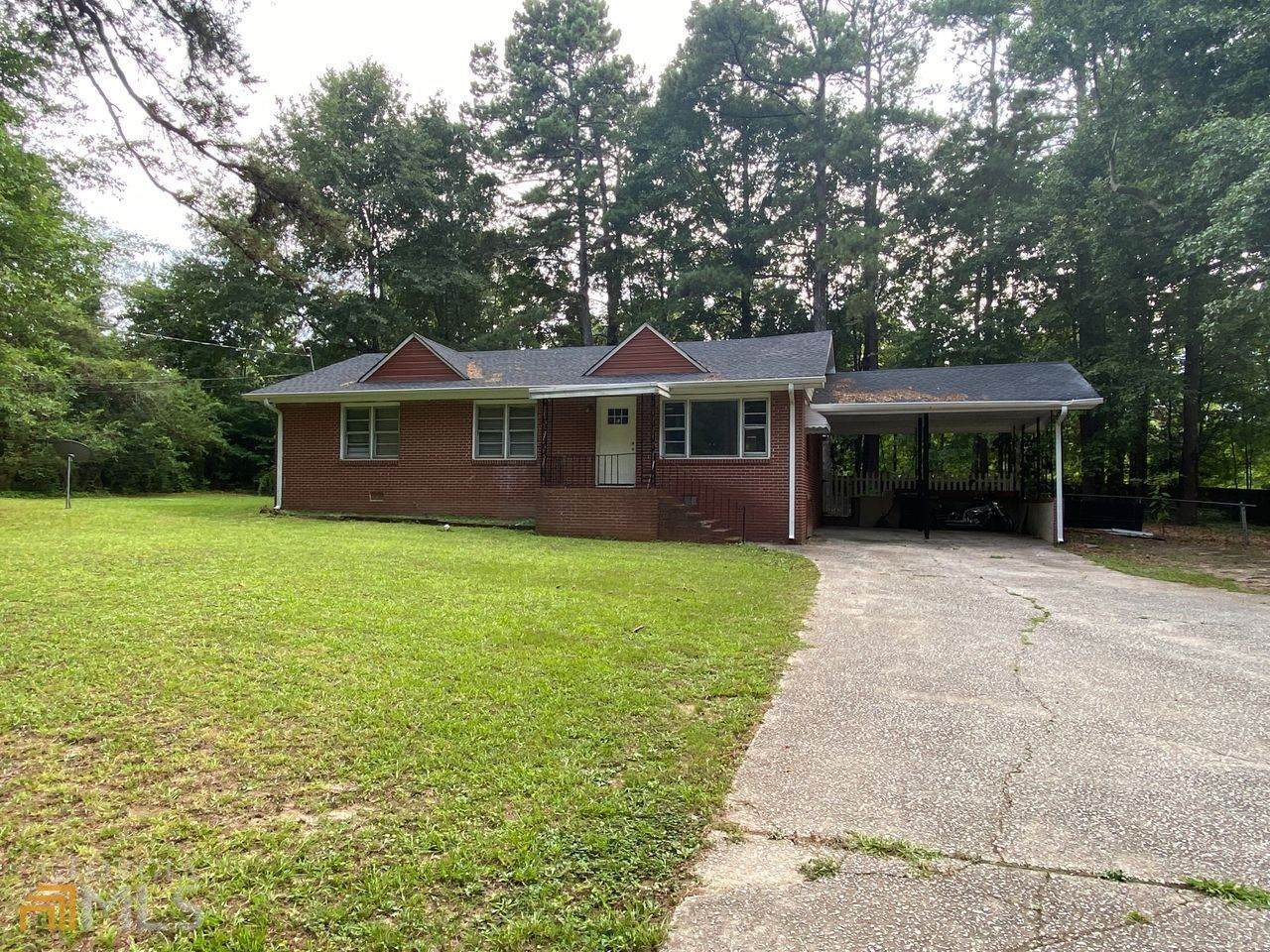 8921 Campbellton - Photo 1