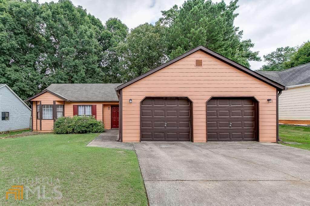 1390 Howard Way - Photo 1