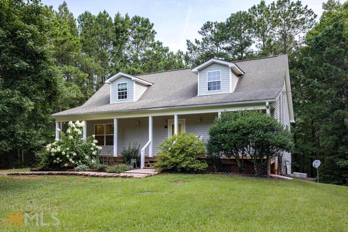 205 Hardwood Road - Photo 1