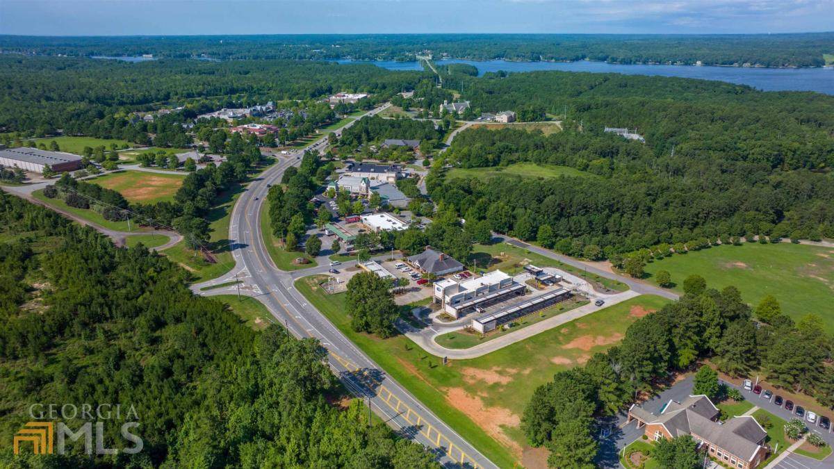 1.35 ACRES Lake Oconee Parkway - Photo 1