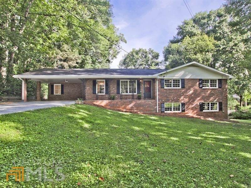 3279 Creekview Drive - Photo 1