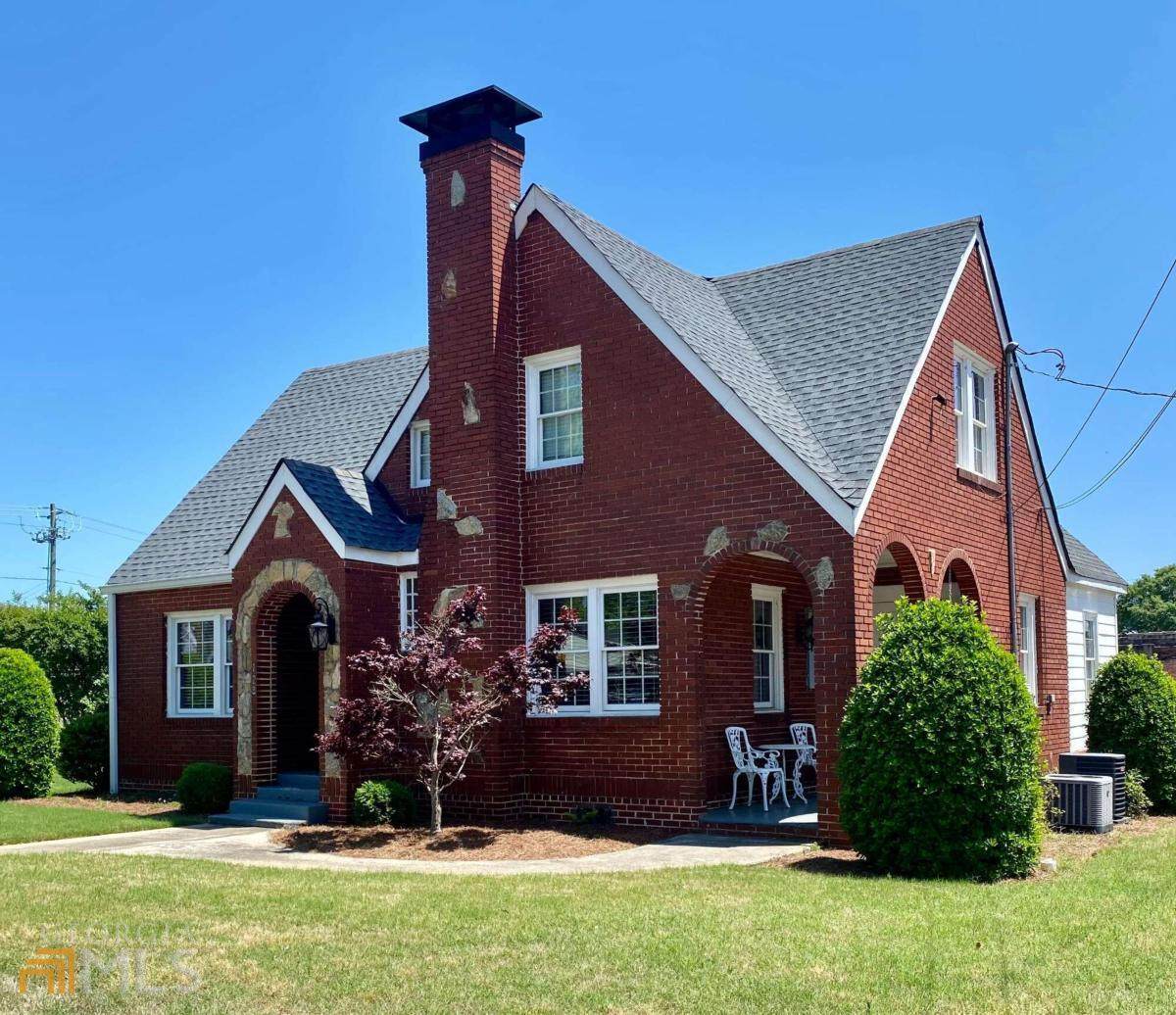 128 E Highland Ave - Photo 1