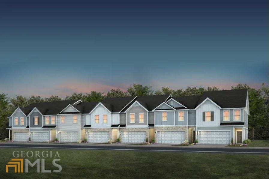 642 Spadina Road - Photo 1