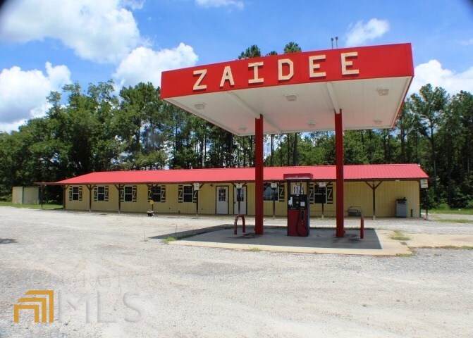 1181 Hwy. 46 - Photo 1