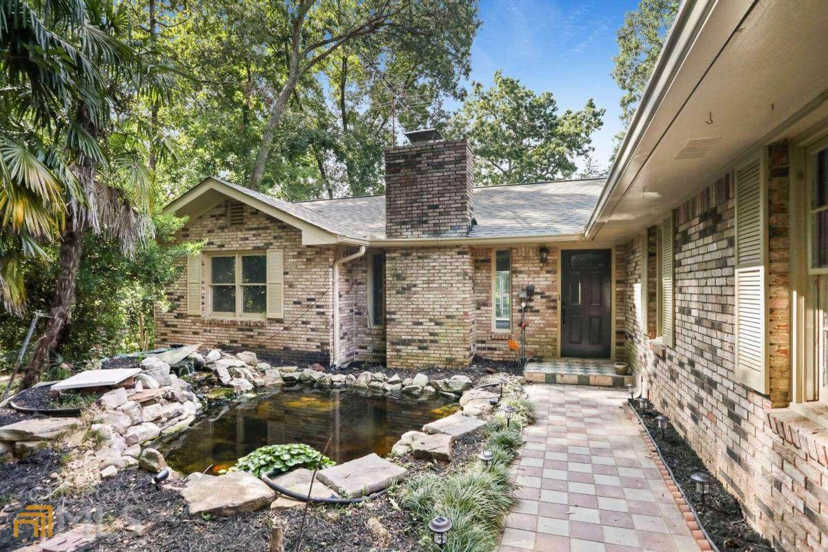 690 Trailwood Drive - Photo 1