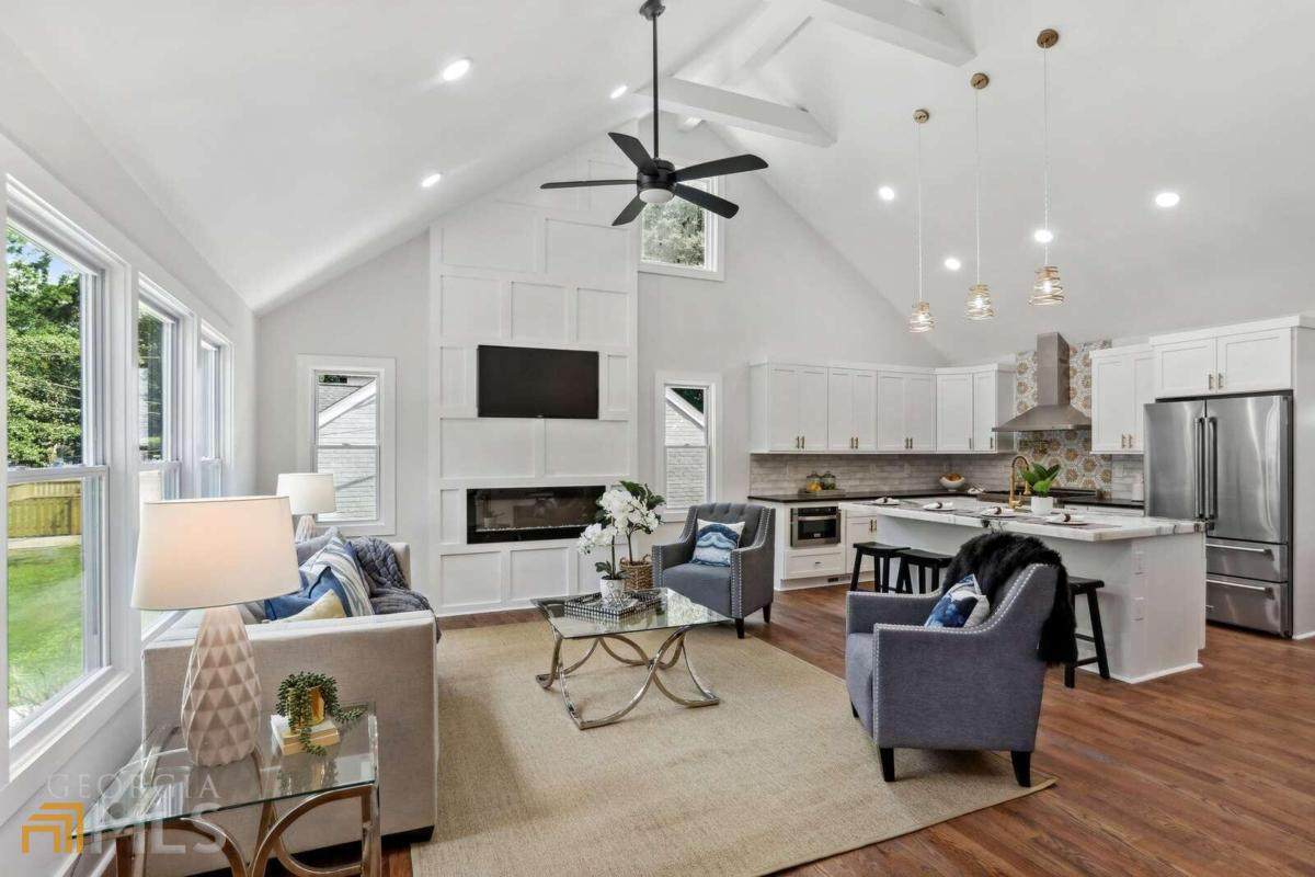 1491 Deerwood Drive - Photo 1