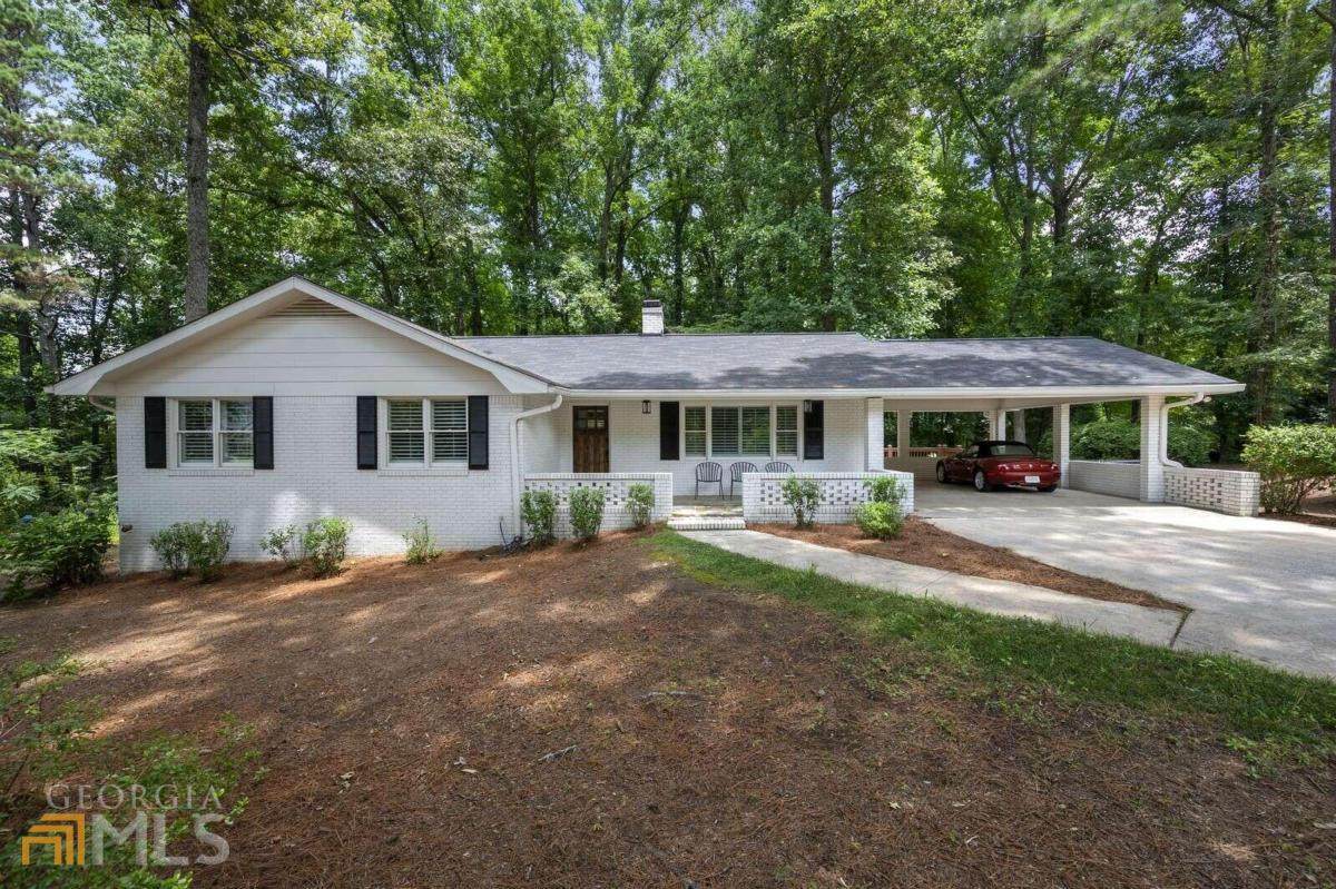 273 Lake Circle - Photo 1
