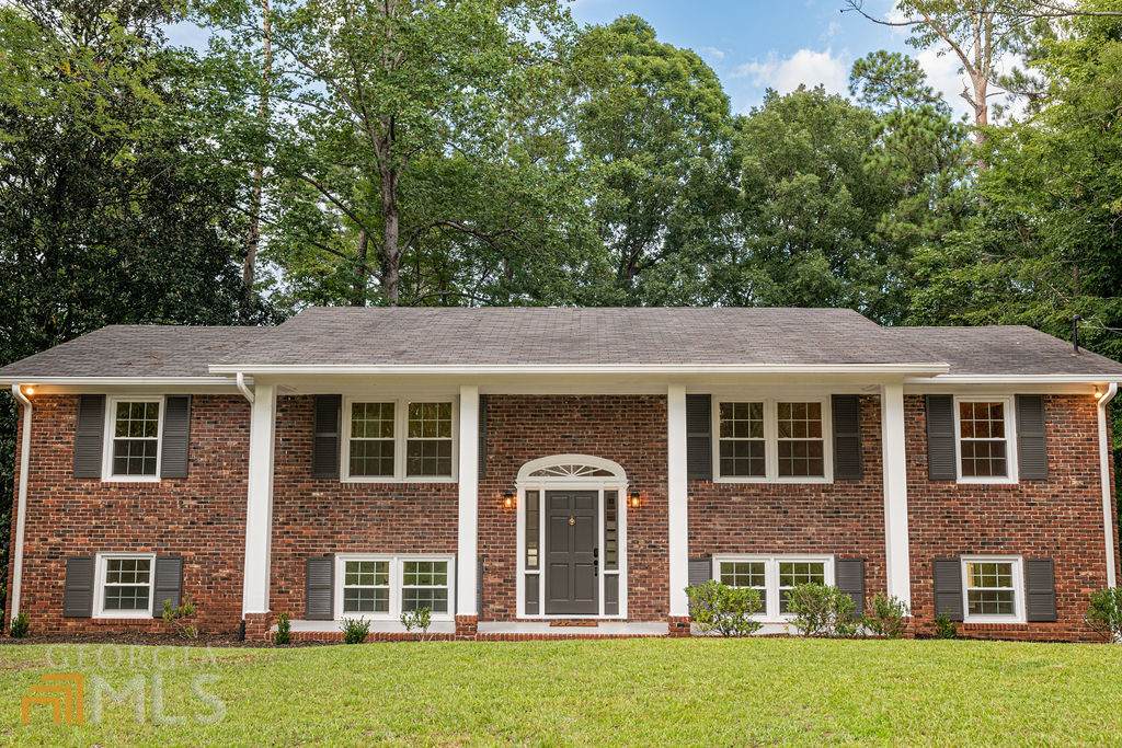 2031 Woodland Drive - Photo 1