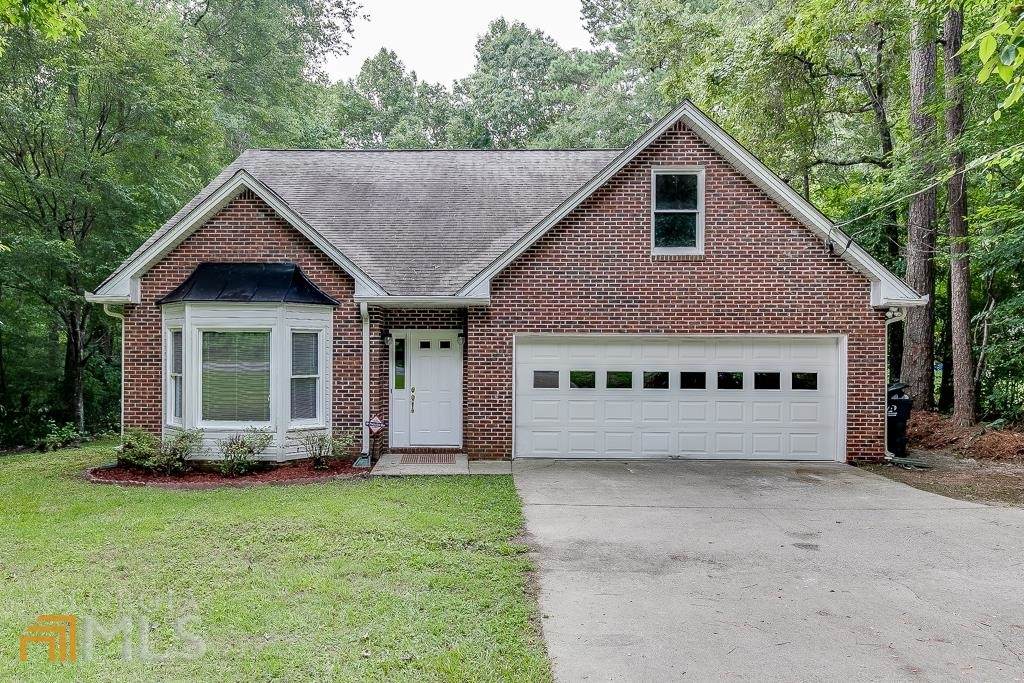 1814 Oak Ridge Way - Photo 1
