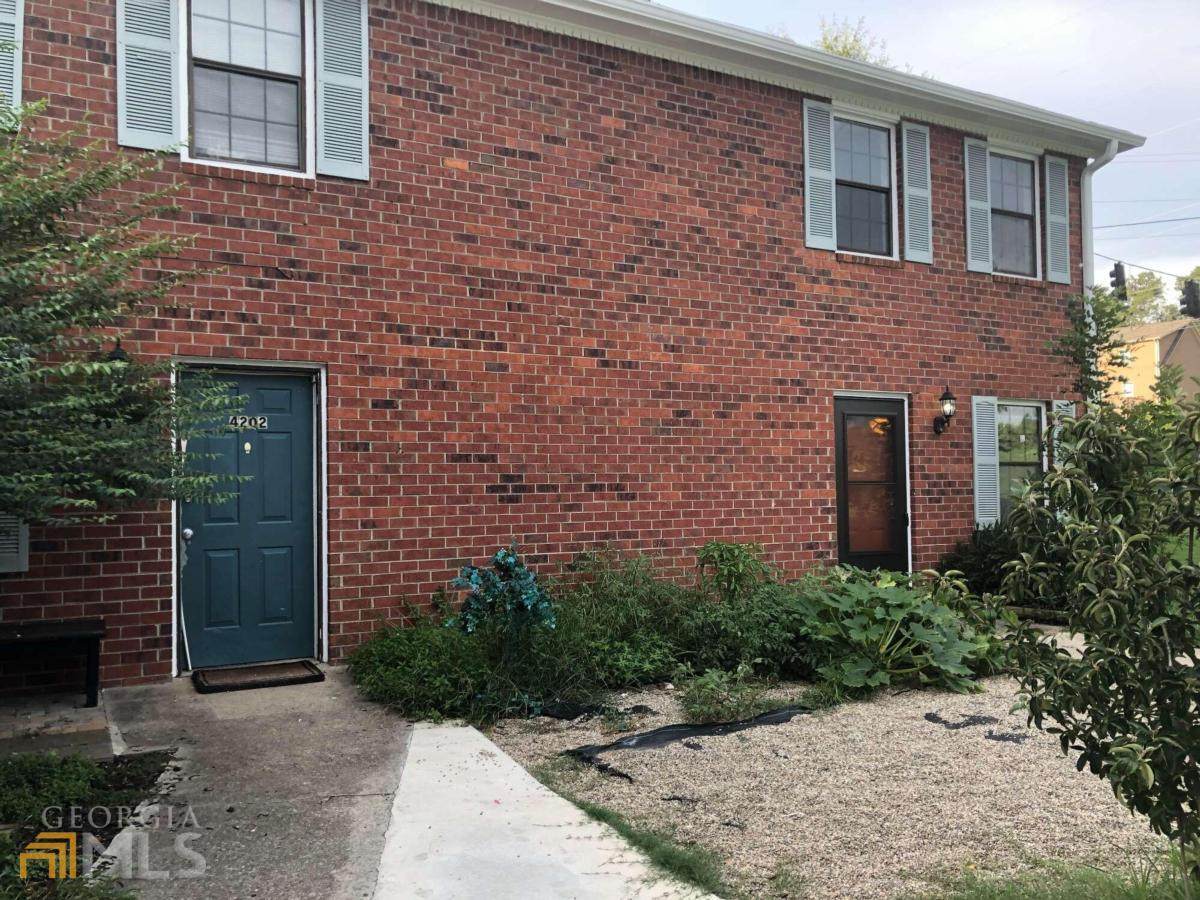 4202/4 Janet Court - Photo 1