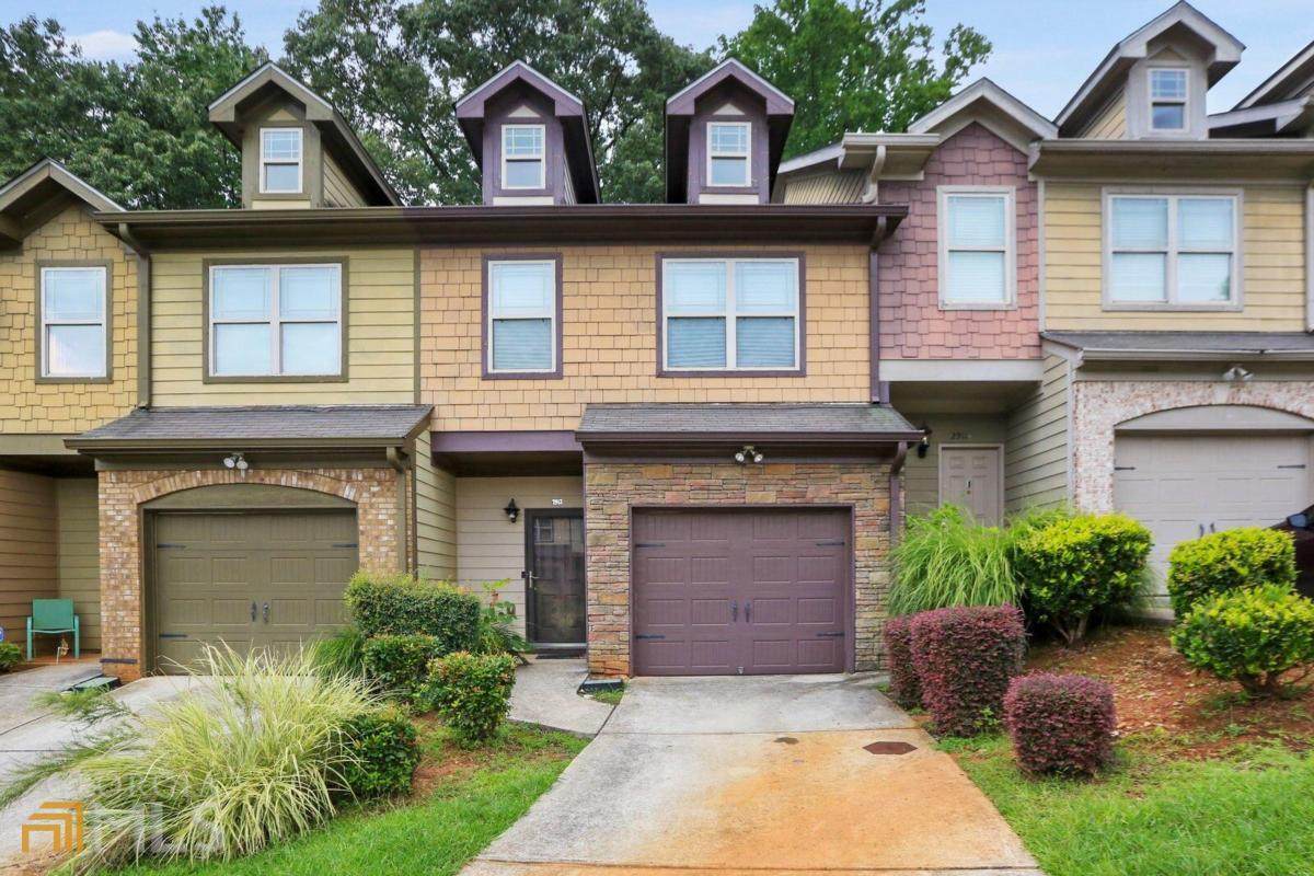 2913 Hillside Place - Photo 1