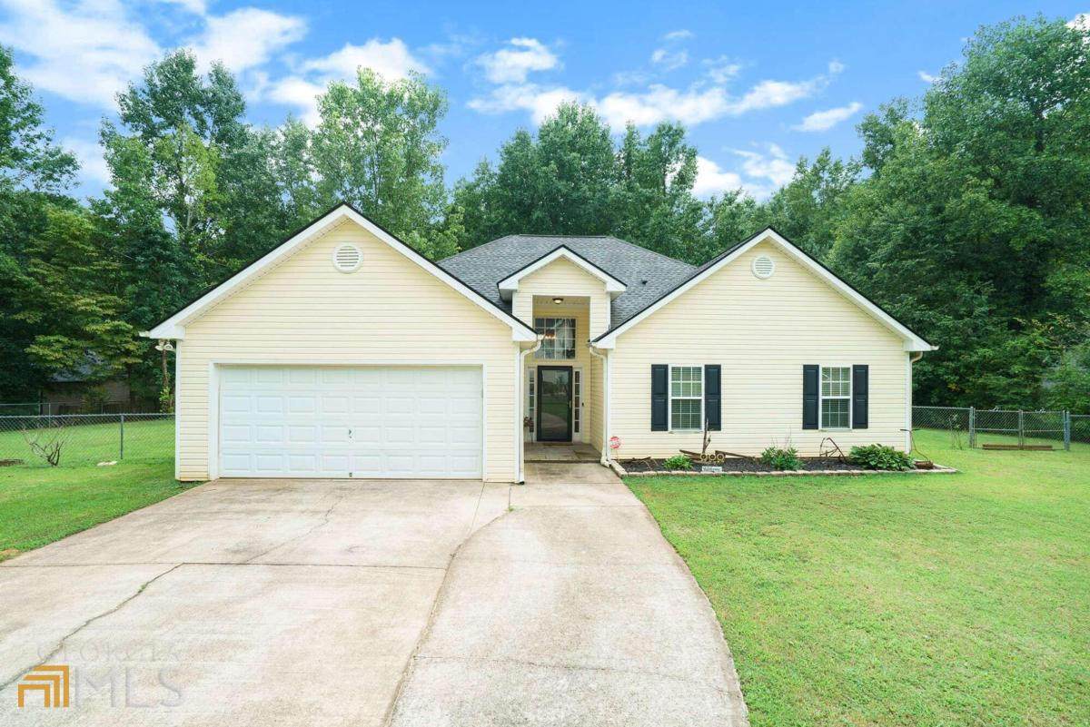 203 Albert Lane - Photo 1