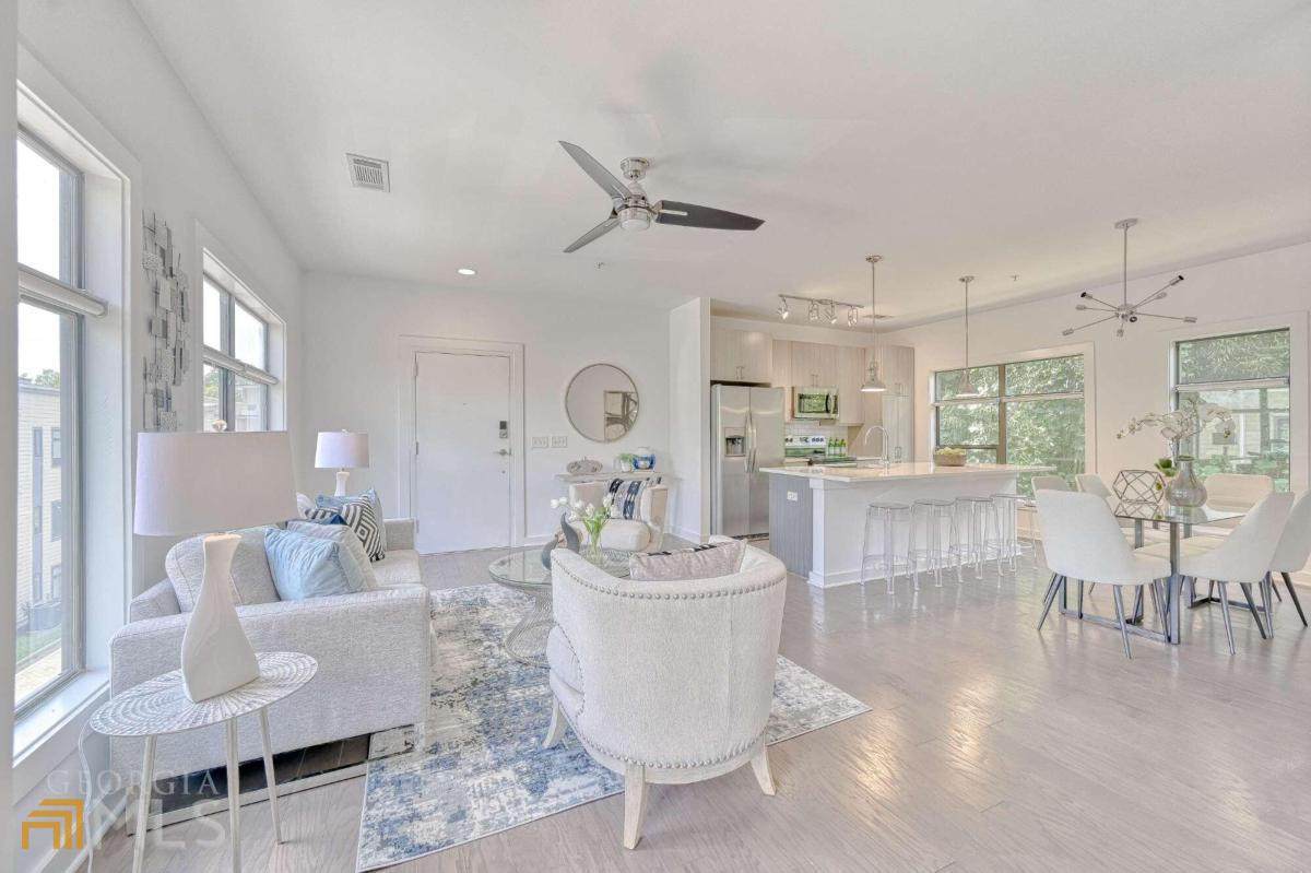 15 Moda Lane - Photo 1