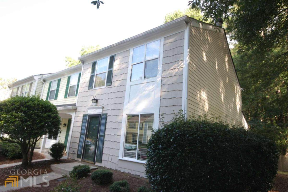 3107 Queen Anne Court - Photo 1