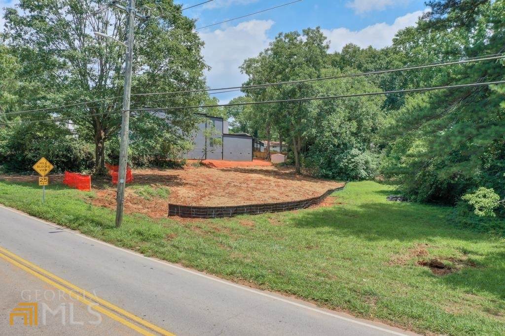 1501 Frazier Road - Photo 1
