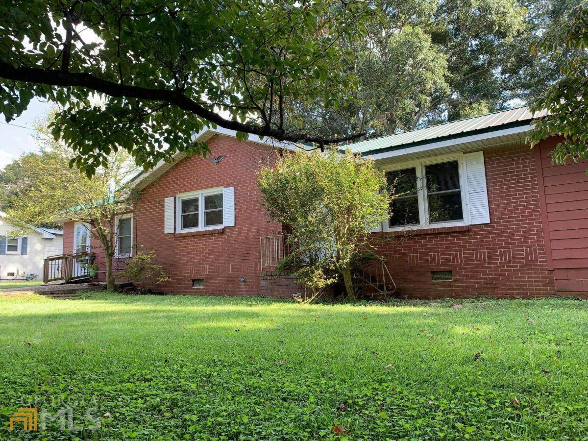 120 Perry Street - Photo 1