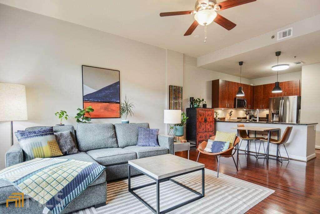 711 Cosmopolitan Drive - Photo 1