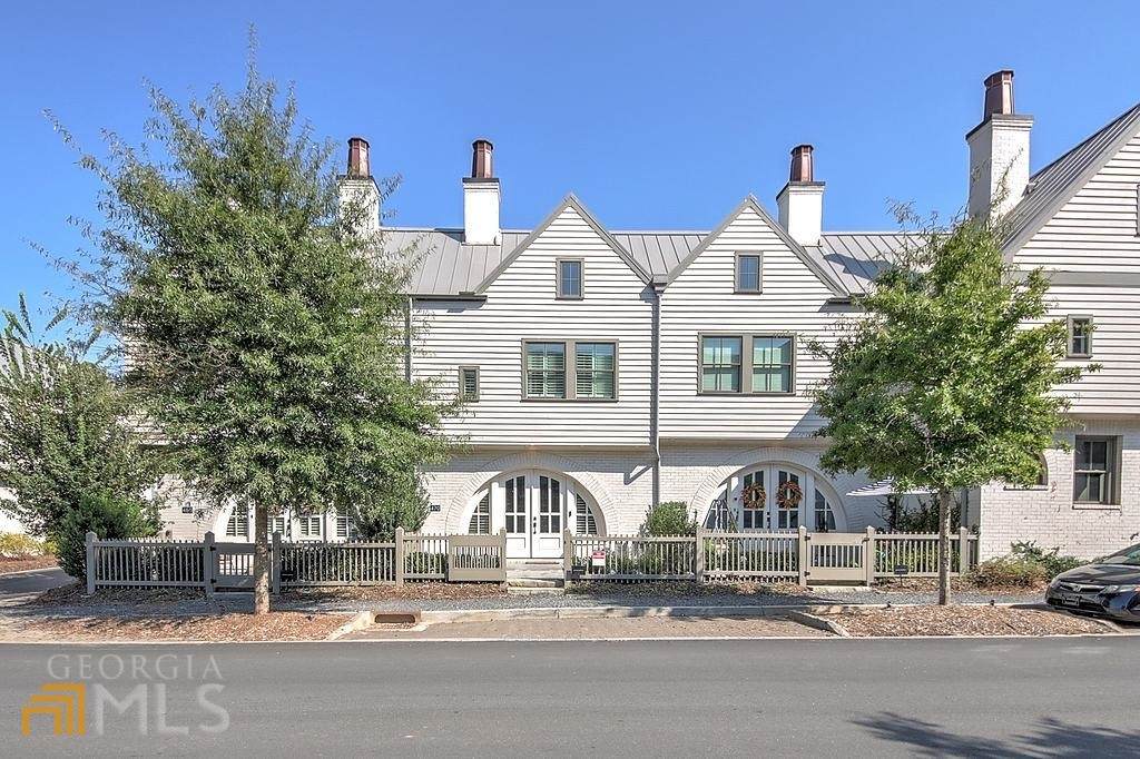 470 Heatherden Avenue - Photo 1