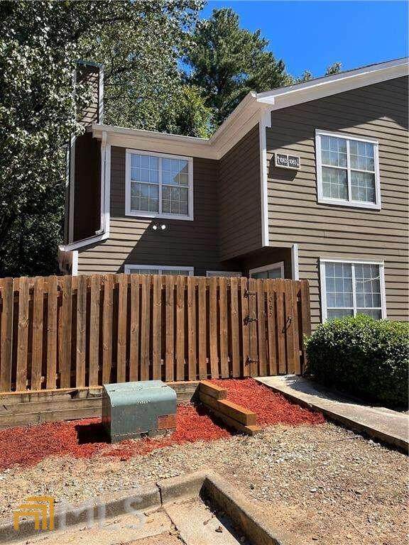 1065 Rock Creek Lane - Photo 1