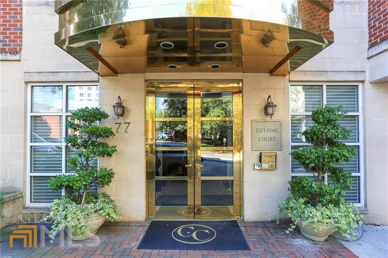 77 Peachtree Place - Photo 1