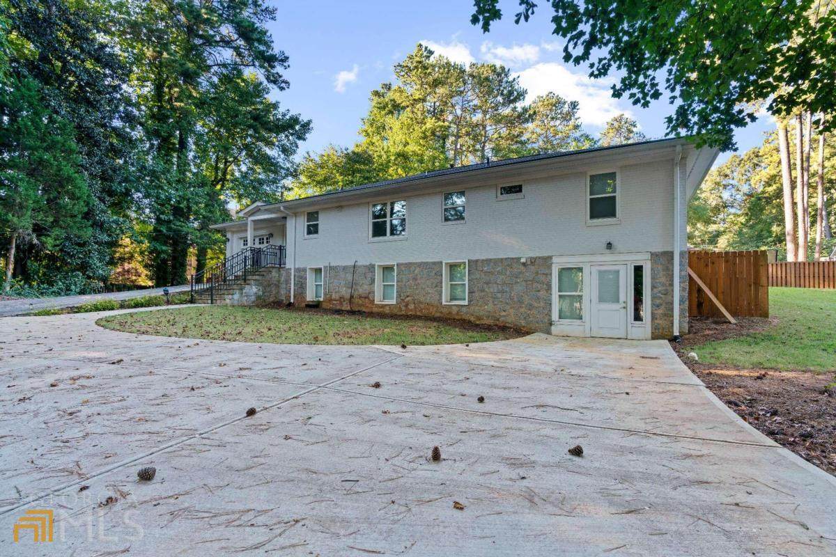 1841 Gainsborough Drive - Photo 1