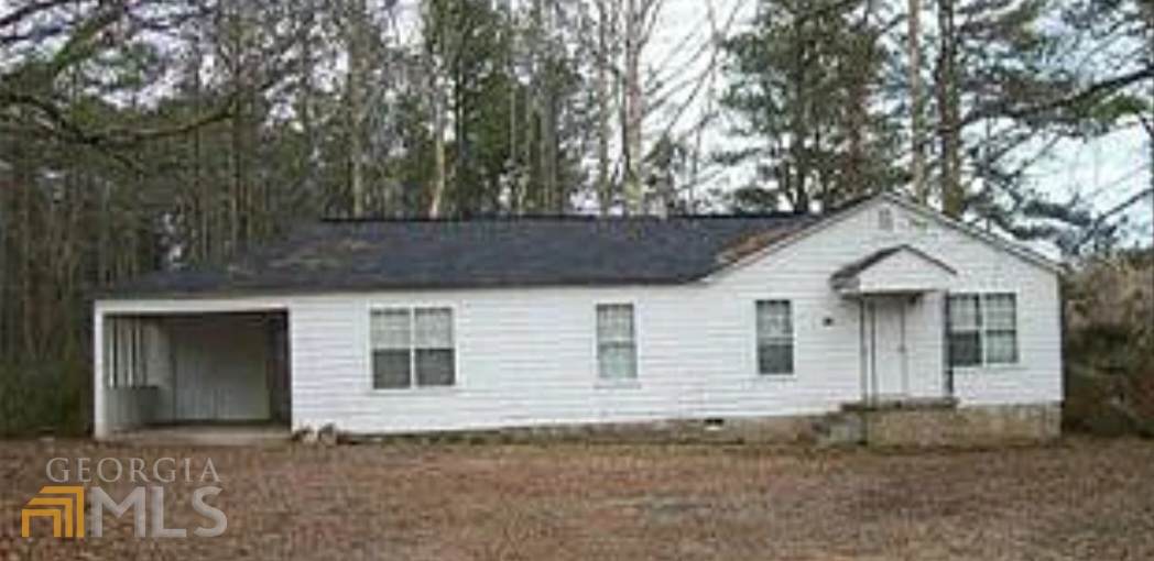5020 Covington Highway - Photo 1