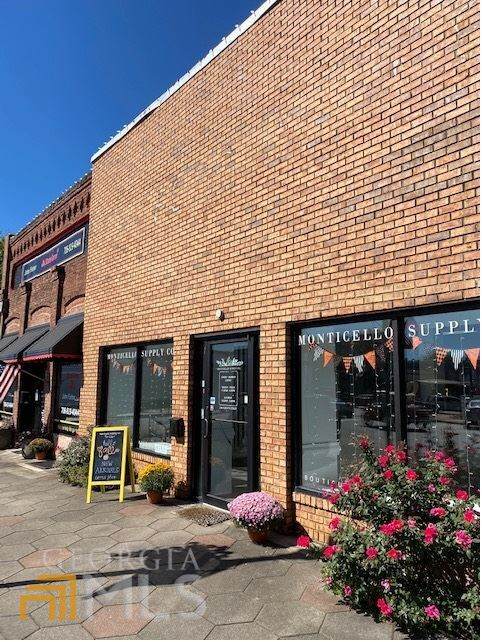 234 Forsyth Street - Photo 1