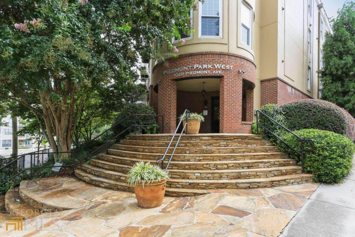 1029 Piedmont Avenue - Photo 1