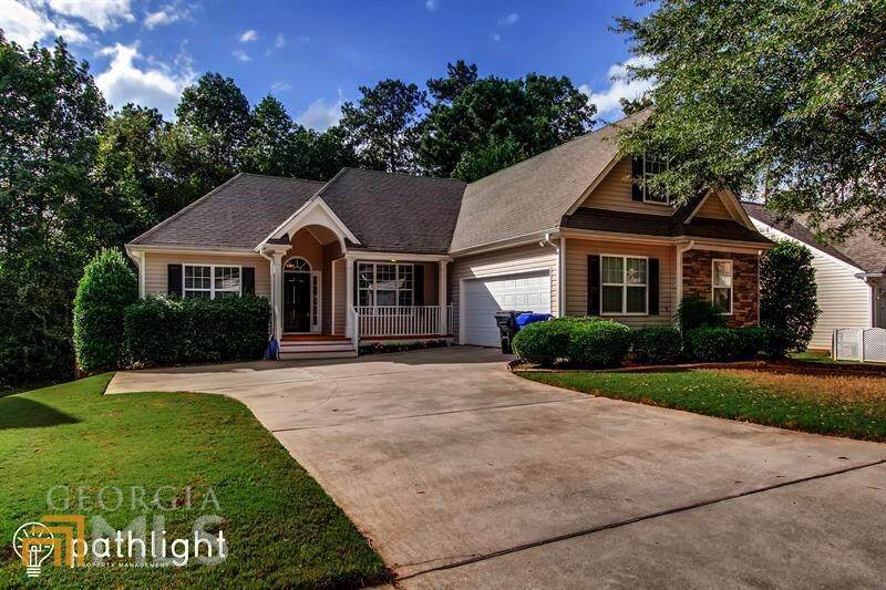 132 Avondale Circle - Photo 1