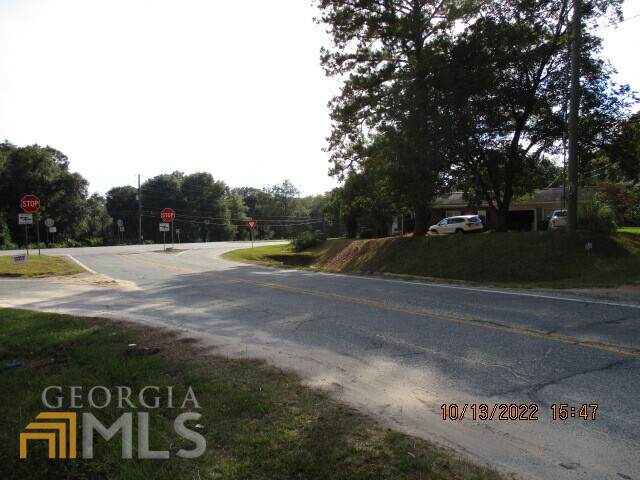 7088 Moseley Road - Photo 1