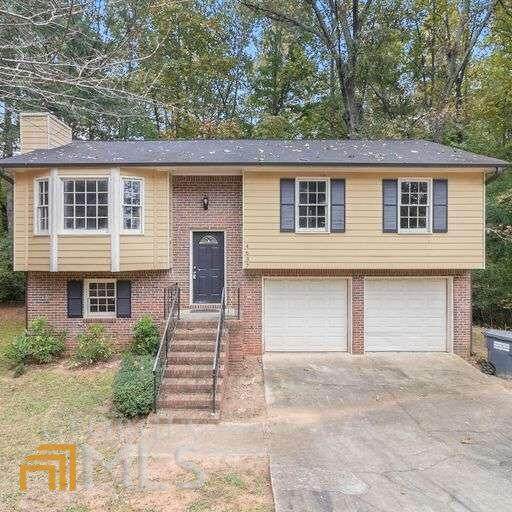 4637 Hamlet Walk - Photo 1
