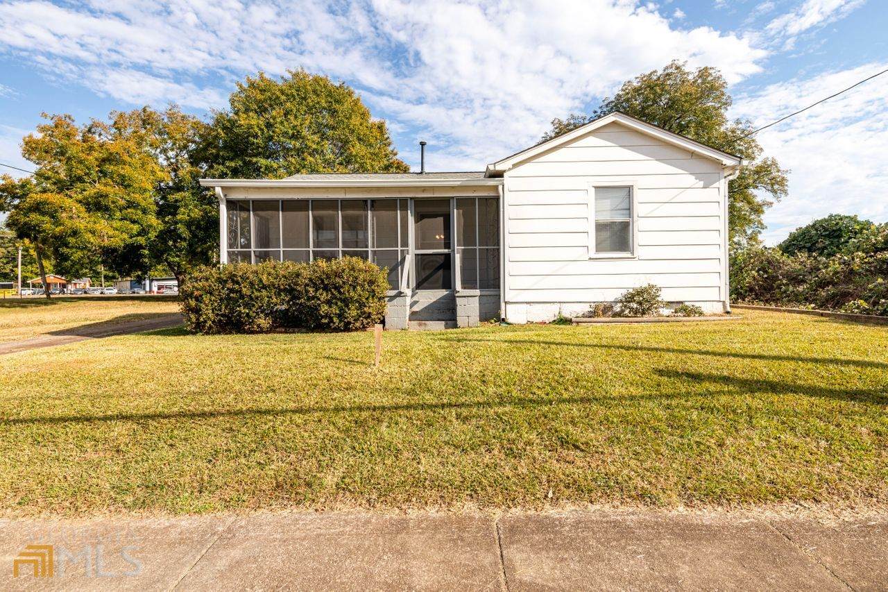 888 Clayton Street - Photo 1
