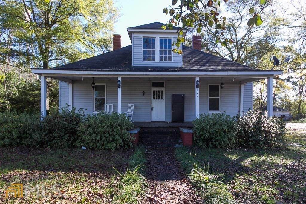 392 Cherokee Road - Photo 1