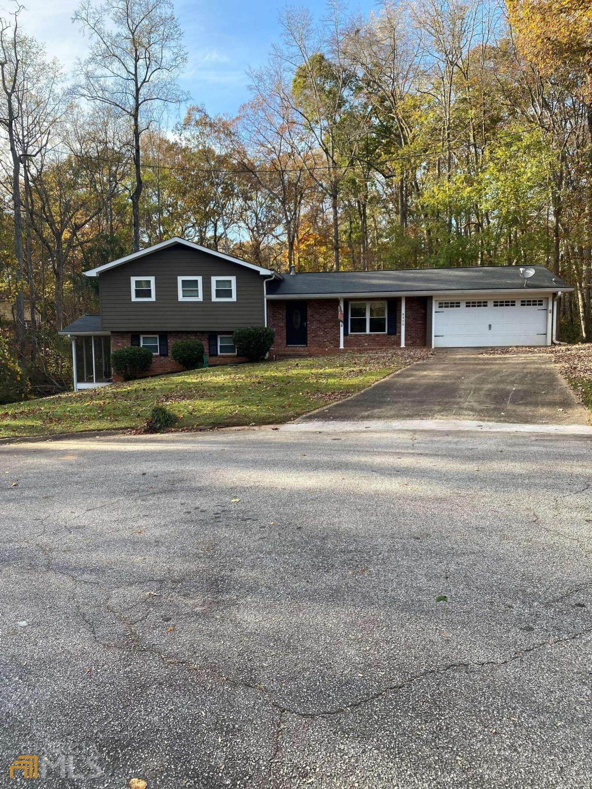 6229 Miranda Court - Photo 1