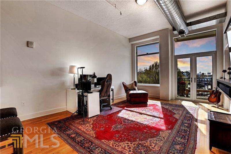 3820 Roswell Road - Photo 1