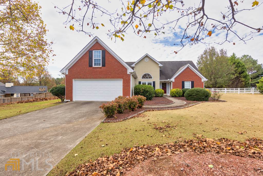 1610 Smoke Hill Drive - Photo 1