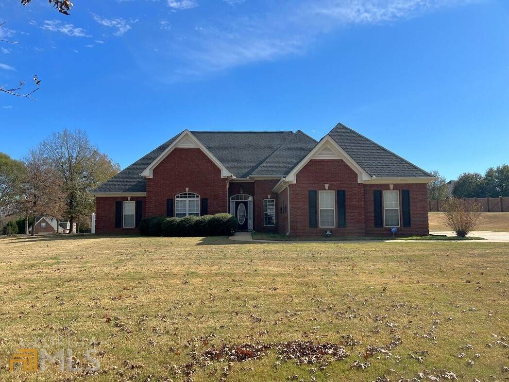401 Tomahawk Trail - Photo 1