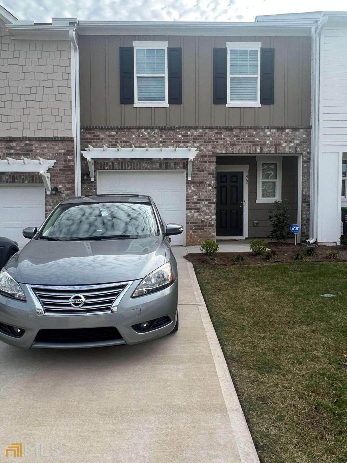 172 Swindon Drive - Photo 1